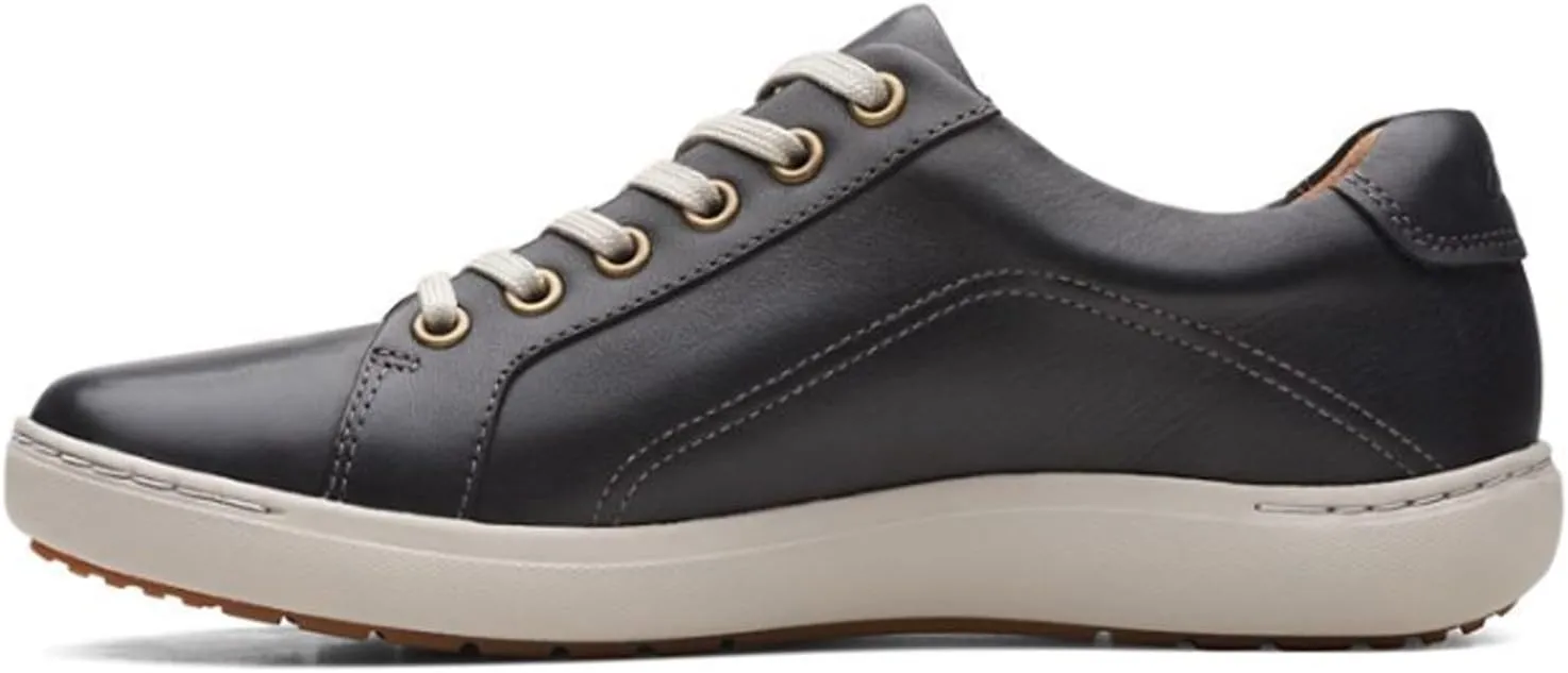 Clarks Women's Nalle Lace Sneaker