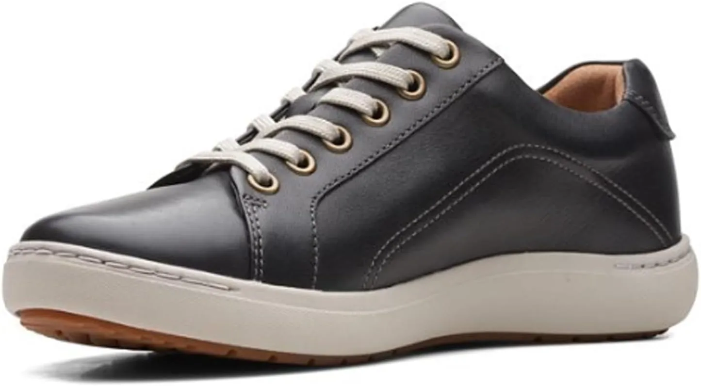 Clarks Women's Nalle Lace Sneaker