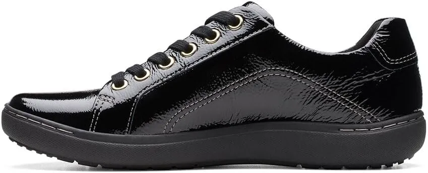 Clarks Women's Nalle Lace Sneaker
