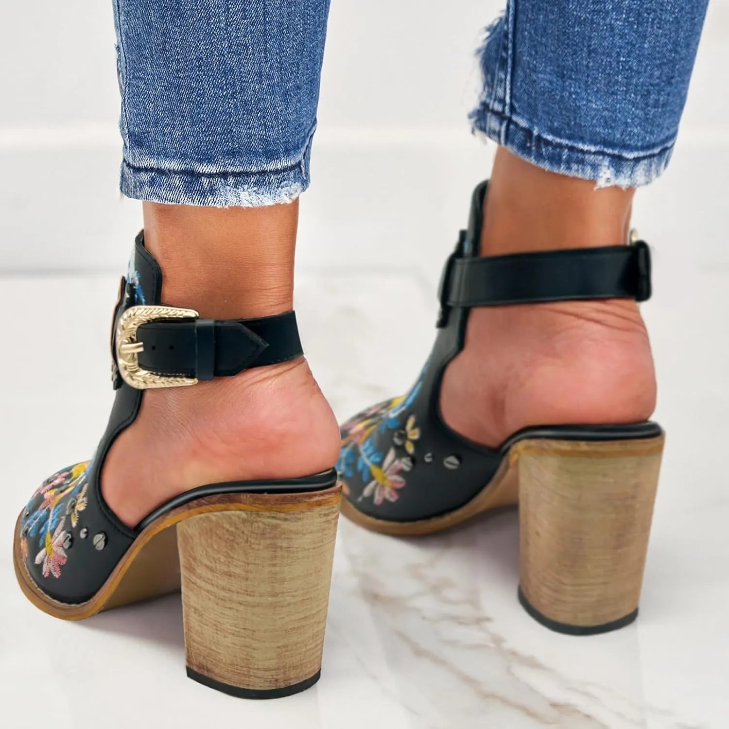 KCTRFSJ Women's Embroidered Floral Closed Chunky High Heeled Sandals with Ankle Strap,Vintage Rivet Platform Slingback Block Heeled Mules,Fashion Dress Wedding Ball Party Pumps Shoes