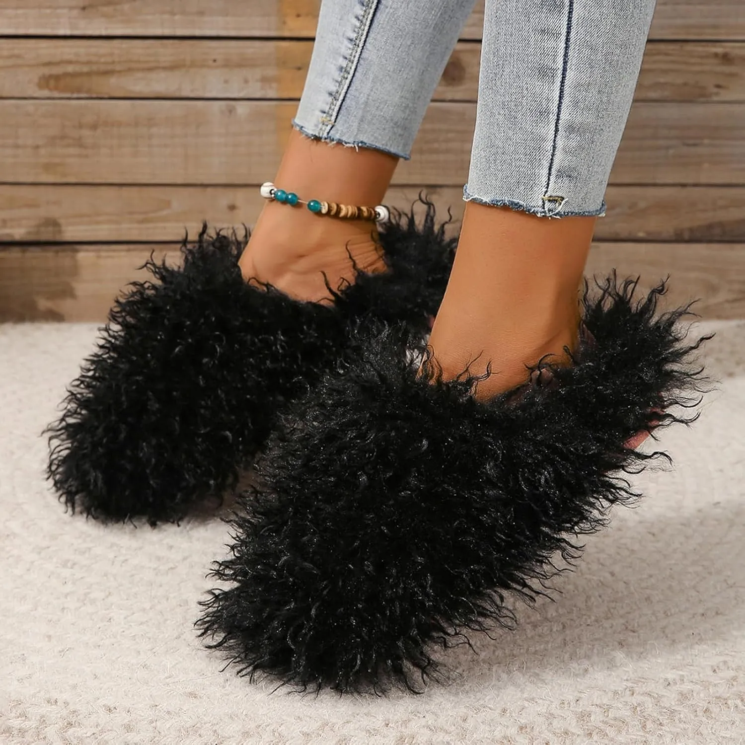 Unisex Fuzzy Faux Fur Slippers, Women's Fluffy Long Hair Sheep Faux Fur Slip on Slides, Girls Luxury Big Fluffy Outdoor Flat Slippers, Long Curly Hair Non-Slip Warm Home Slide Shoes